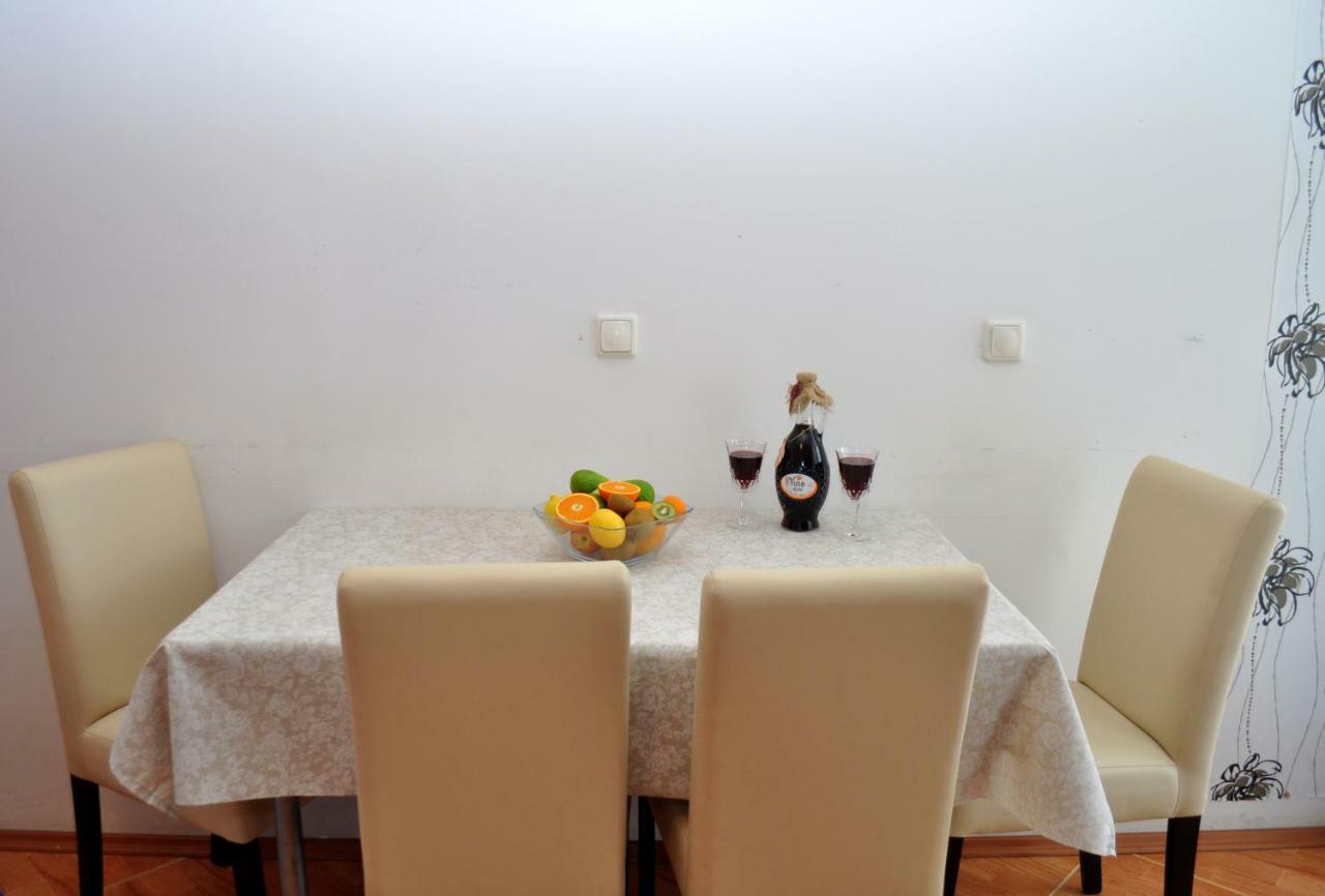 Apartments Ivica Макарска Екстериор снимка